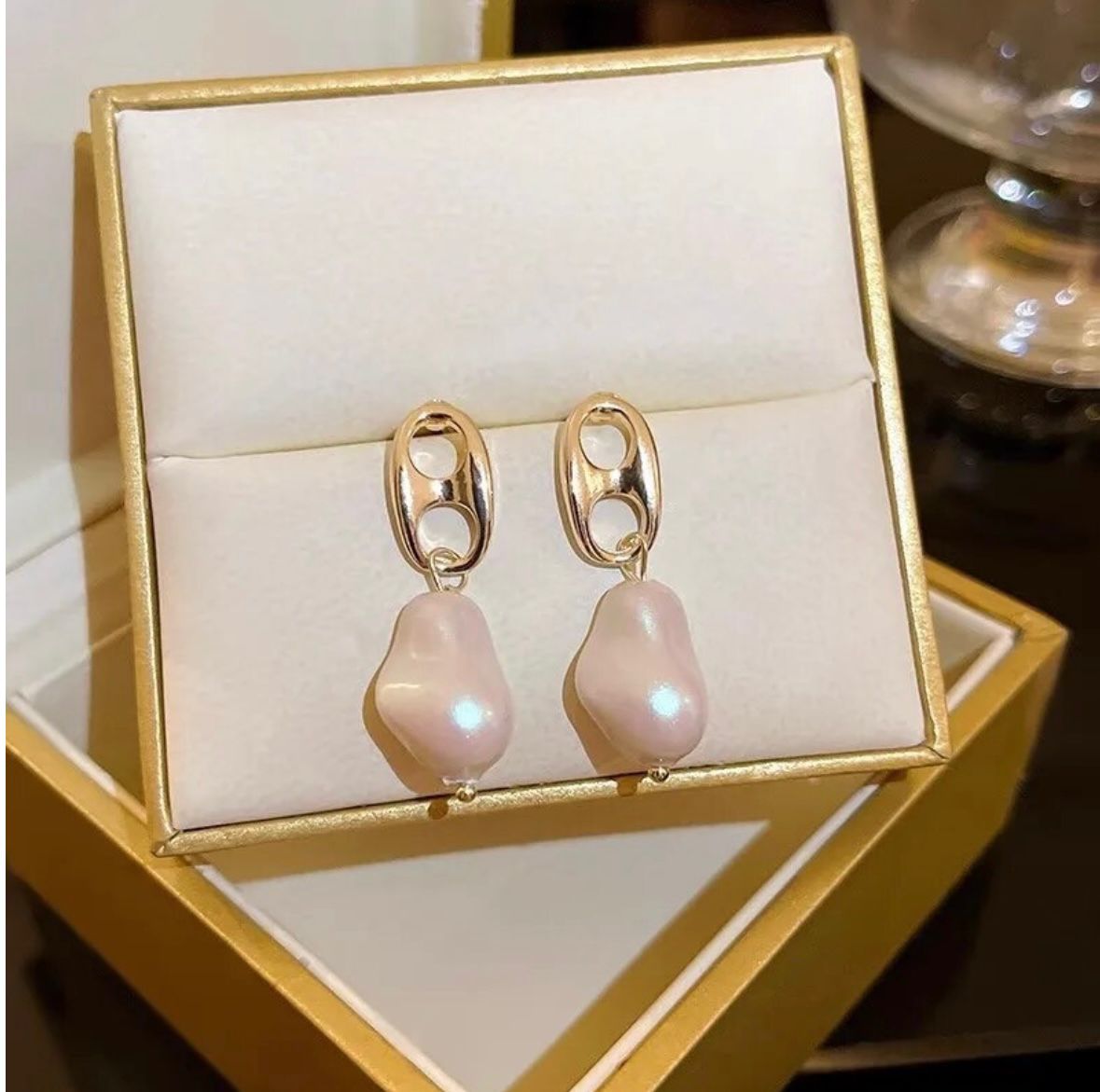 ORM00591+PERLA