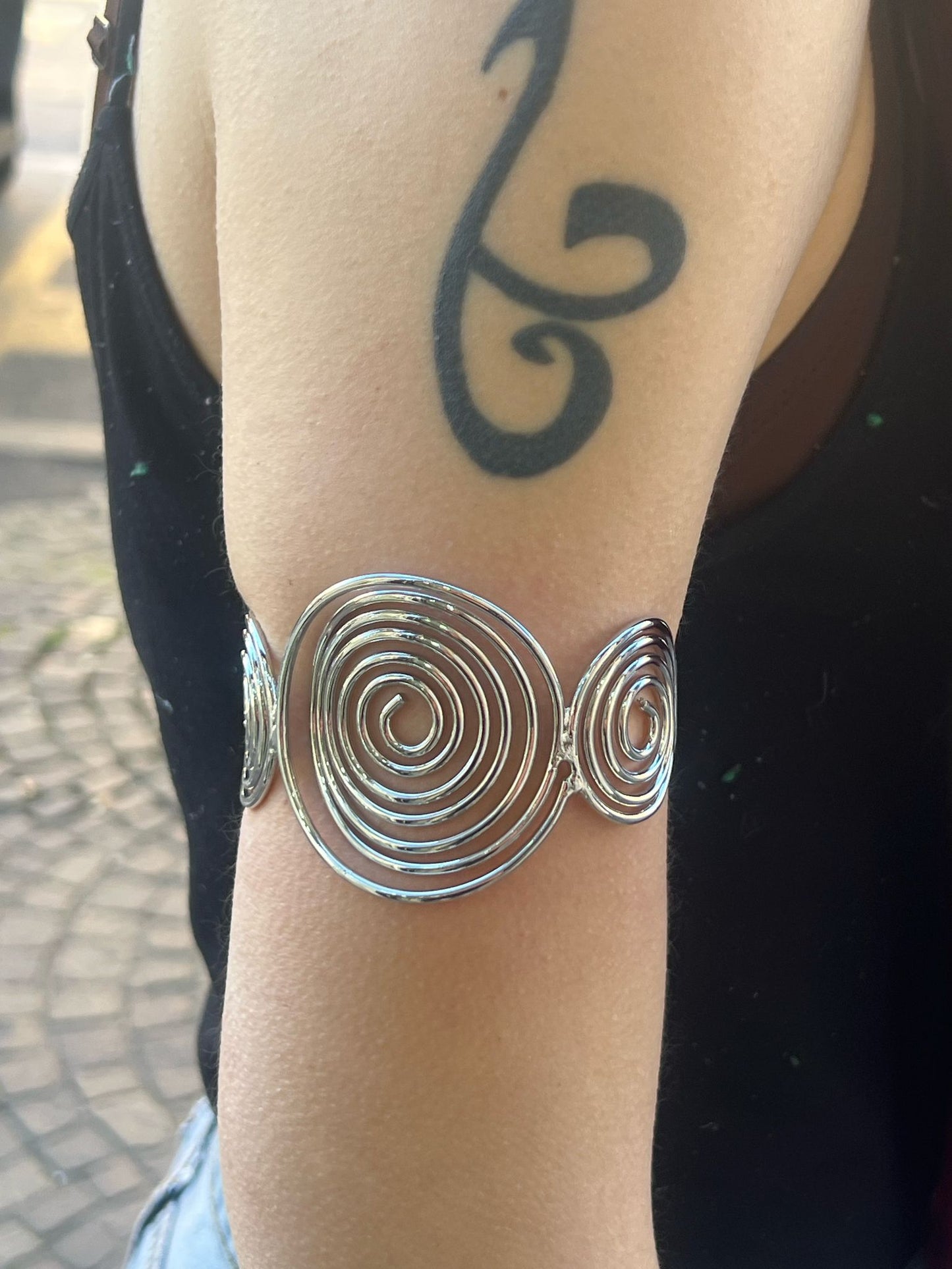 BRARMCUFF/9