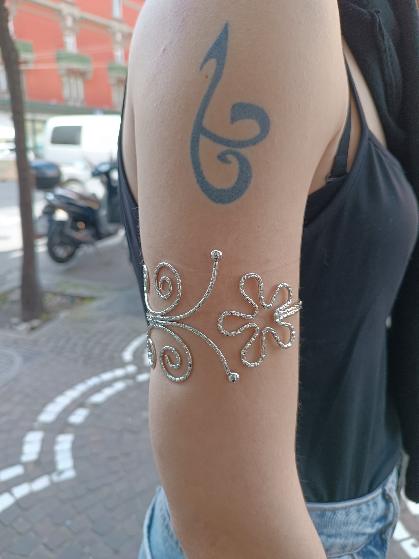 BRARMCUFF/12
